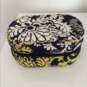 Vera Bradley travel jewelry case