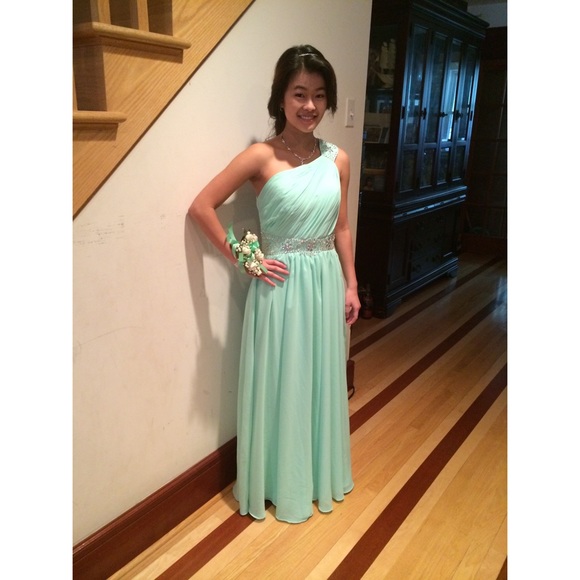 Negotiable Mint One-Shoulder Prom/Bridesmaid Dress - Picture 3 of 4