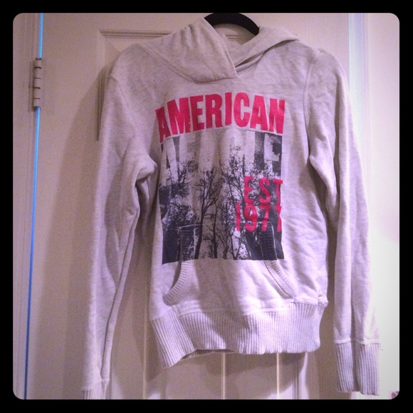 American Eagle hoodie 🙌🏼 SUPER SOFT & COMFY 🙌🏼 - Picture 1 of 2