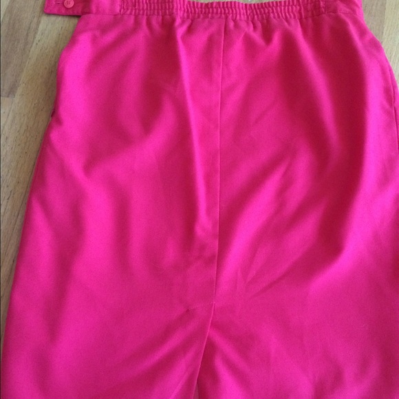 HIGH WAISTED PINK SKIRT - Picture 3 of 4