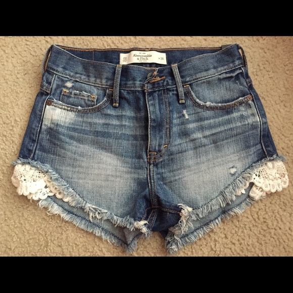 Abercrombie & Fitch Denim - High rise short shorts