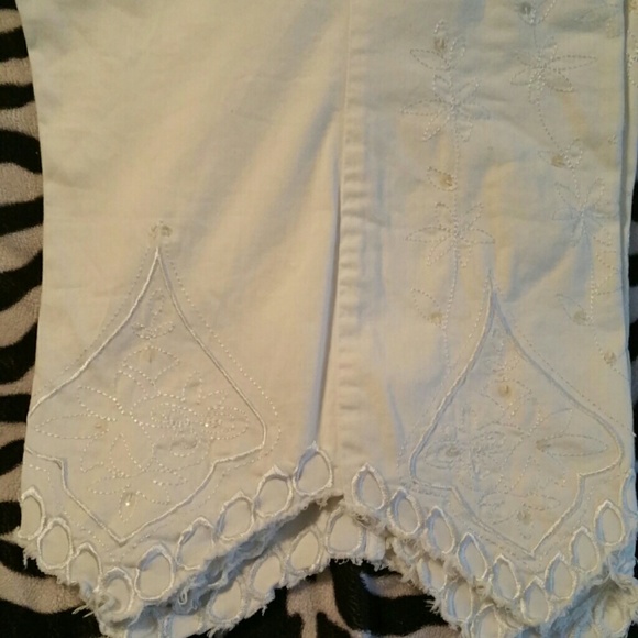 Capris - Picture 2 of 4