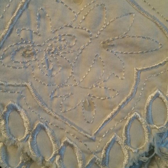 Capris - Picture 3 of 4