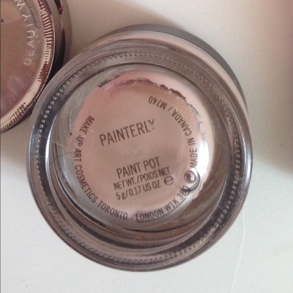 Painterly paint pot