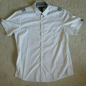 Perfect Condition! Men Short Sleeve Shirt