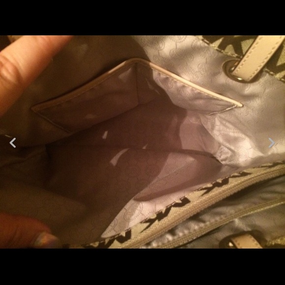 SOLD - Picture 2 of 4