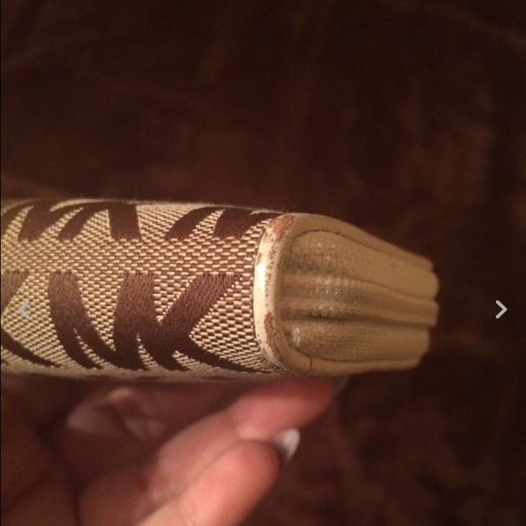 SOLD - Picture 4 of 4