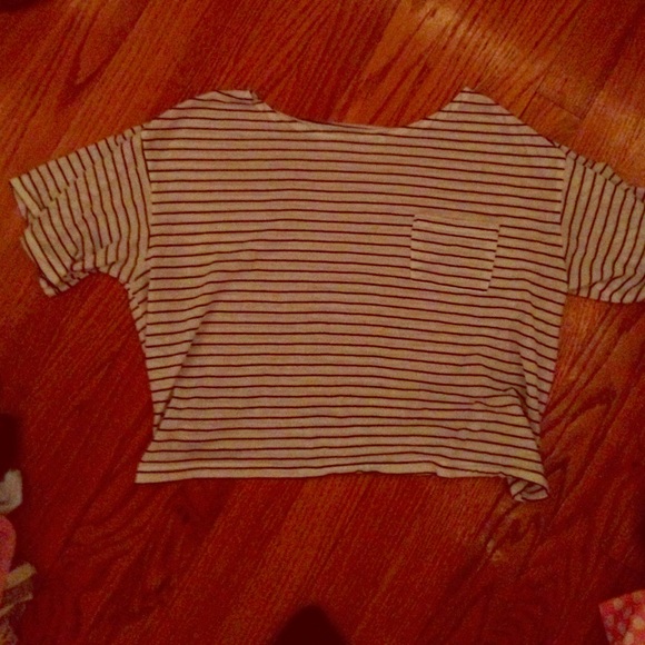 navy/white stipe boxy crop top