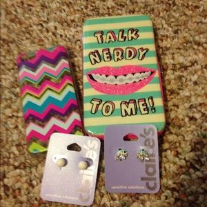 Phone case 5,5c,5s and wristlet any smartphone ear