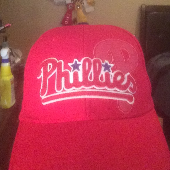 Phillies bb hat