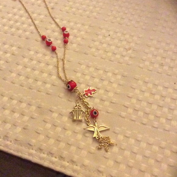 Beautiful necklace SOLD SOLD👀👀