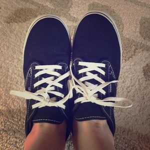 Vans sneakers!!
