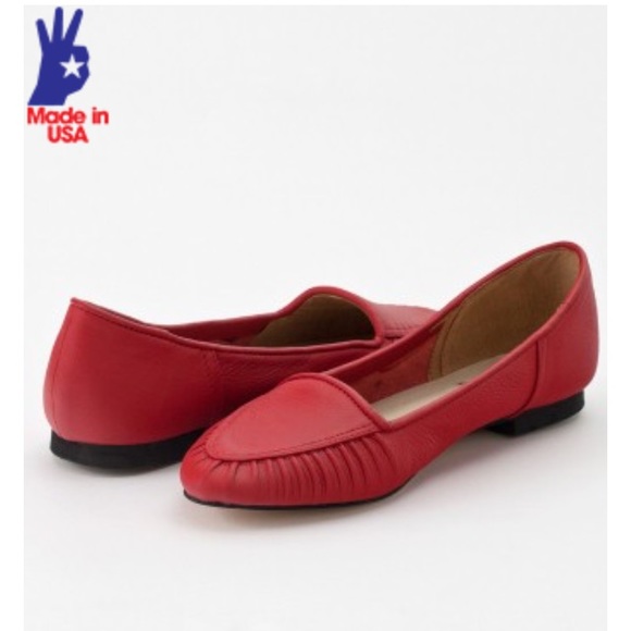 American Apparel Red Pleated Loafers