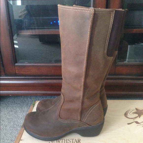 Boots - Picture 3 of 3