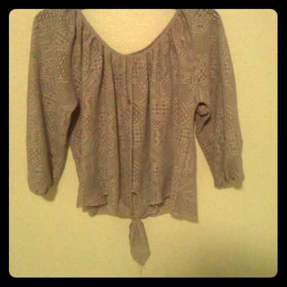 Large see through top - Picture 1 of 4