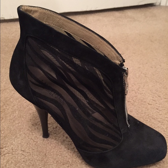 Michael Kors booties - Picture 4 of 4