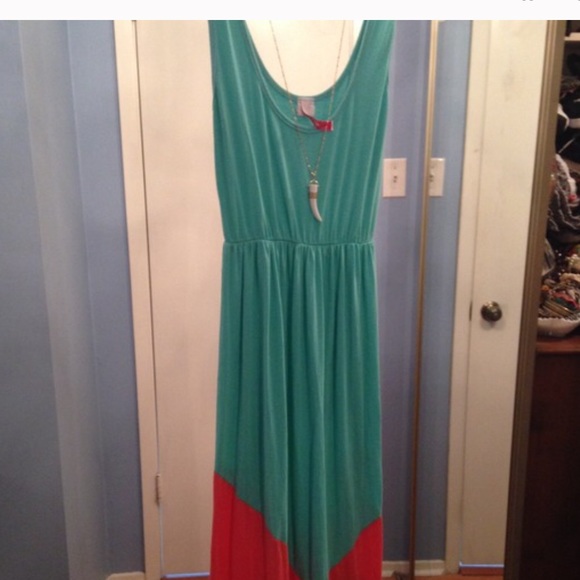 Maxi dress