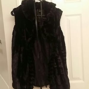 Faux Fur ruffled vest