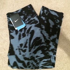Nike Dri-Fit capri leggings