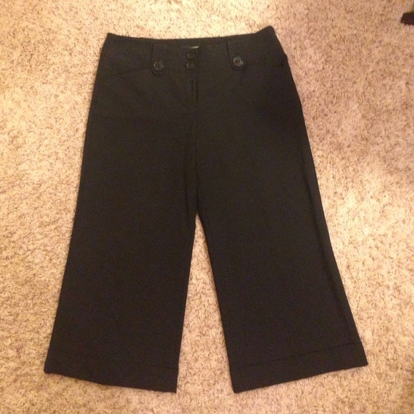 ⚡️24 HOUR SALE⚡️Express Editor Capris