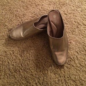 White mountain silver mules