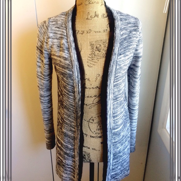 AB Studio Sweaters - ✨️BLACK AND WHITE OPEN CARDIGAN SWEATER✨