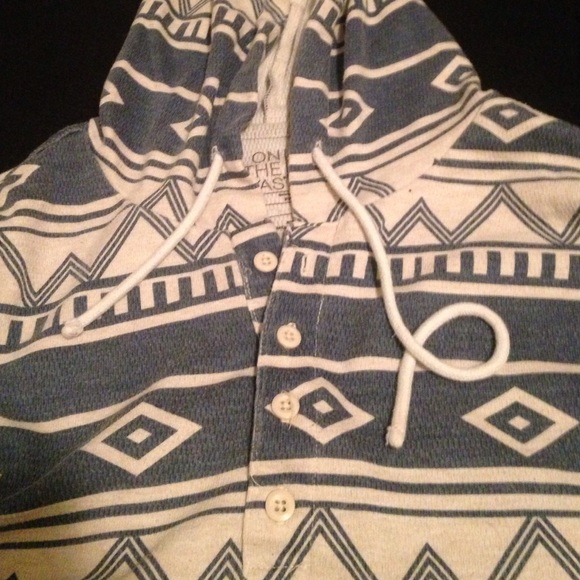 White/navy blue Aztec hoodie - Picture 3 of 3
