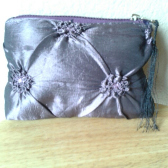 PURPLE ZIPPER BAG