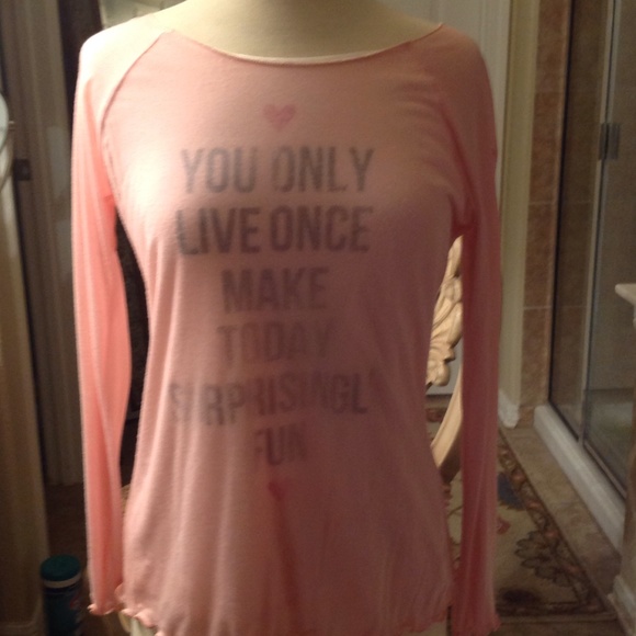 Long sleeve t shirt