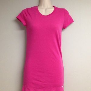 NWT Victoria's Secret pink basic tee