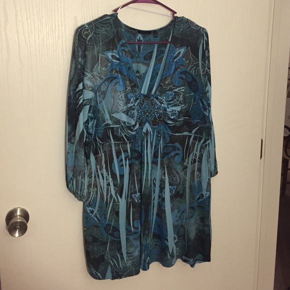 Apt. 9 top💥final price reduction