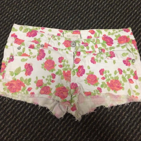 ‼️bundled‼️new bullhead shorts