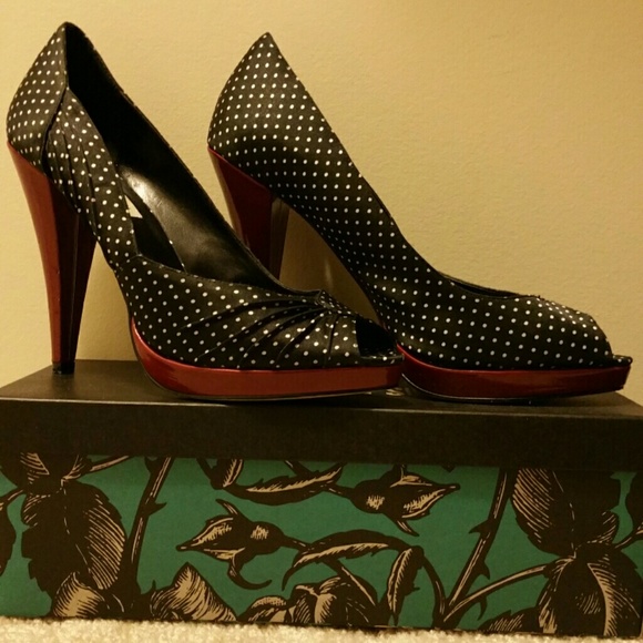 Trendy Steve Madden Heels