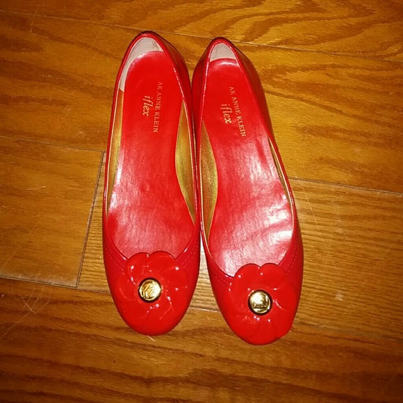 Anne Klein Red iFlex Flats