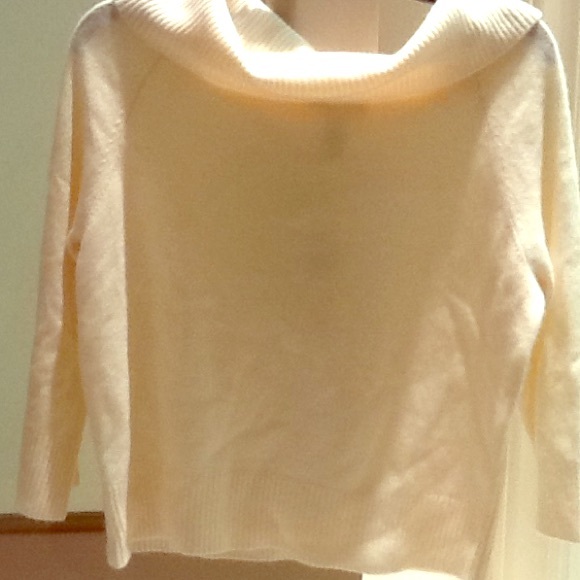 Creme lord and Taylor cashmere sweater.