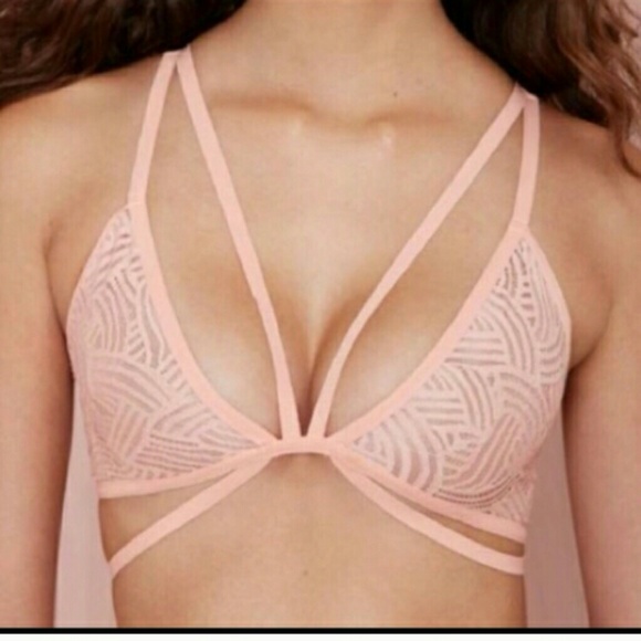 For love and lemons bra! LIKE NEW