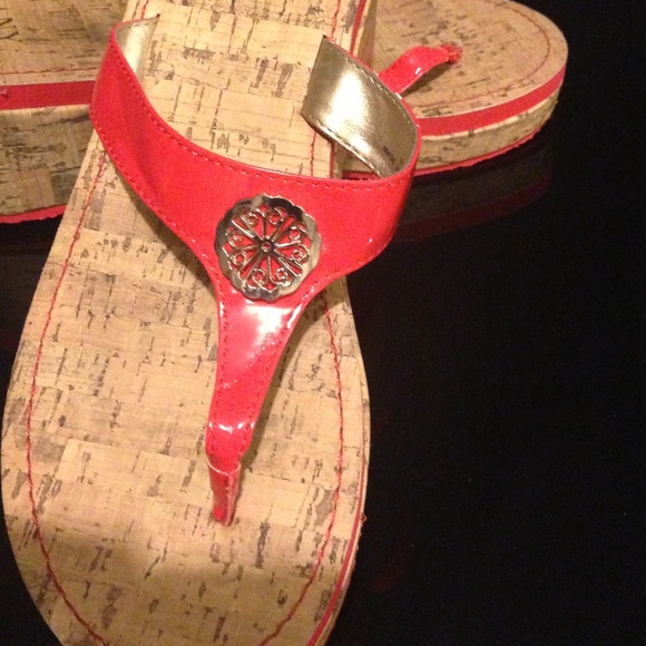 Shoes - Picture 2 of 3