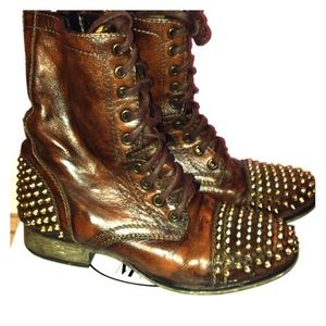 ✨Sale✨ Steve Madden Tarnney Brown/Gold Boots