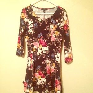 ❤️ SOLD ❤️ Forever 21 floral skater dress (size L)
