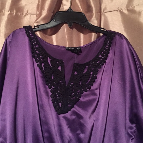 A.Byer Dress Shirt - Picture 2 of 3