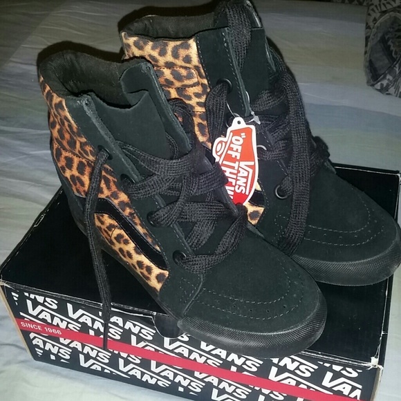 Vans leopard wedge sneaker size 7 brand new