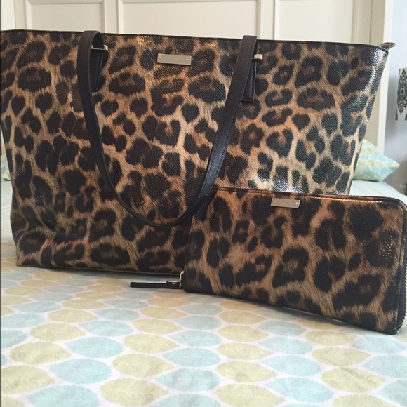 Kate Spade Weekend Tote & Wallet