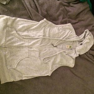 Alternative grey sweatshirt vest