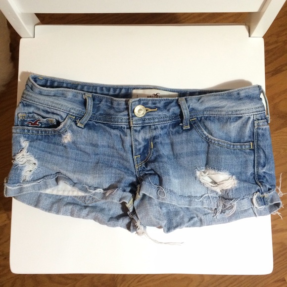 Hollister medium wash shorts