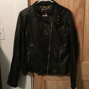 XL faux leather jacket