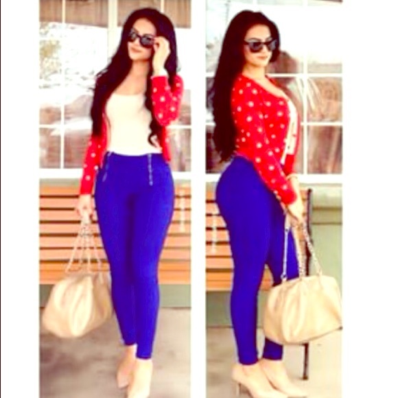 CROPPED red cardigan with white polka dots (Small)