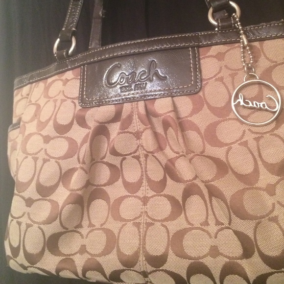 Authentic coach purse