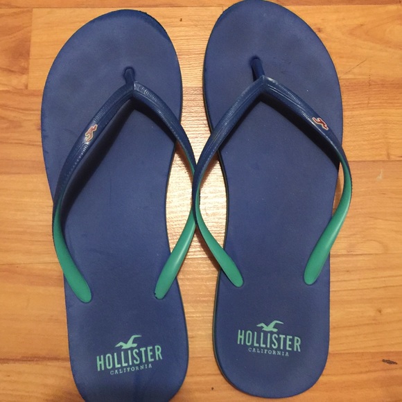Hollister flip flops