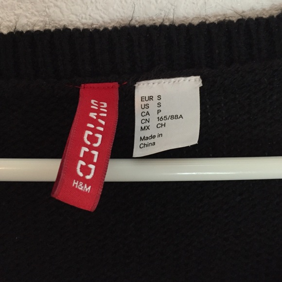 H&M Sweater - Picture 2 of 2