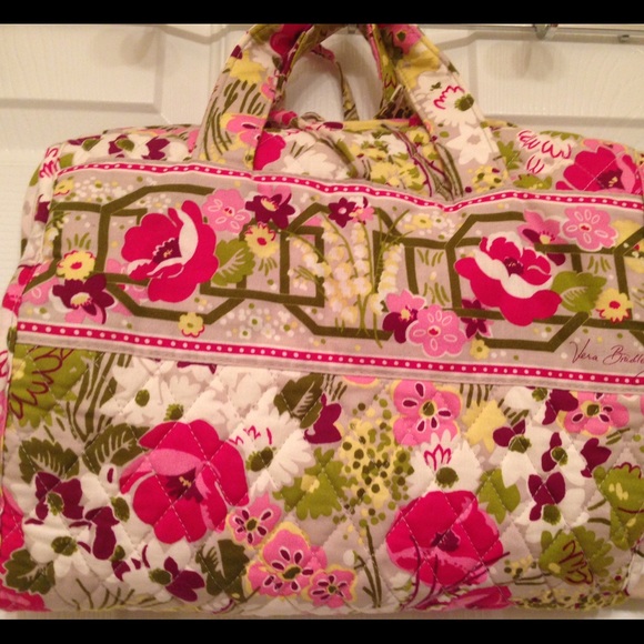 Vera Bradley travel bag